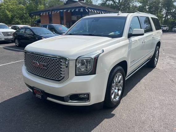 GMC YUKON XL 2015 1GKS2JKJ2FR678725 image